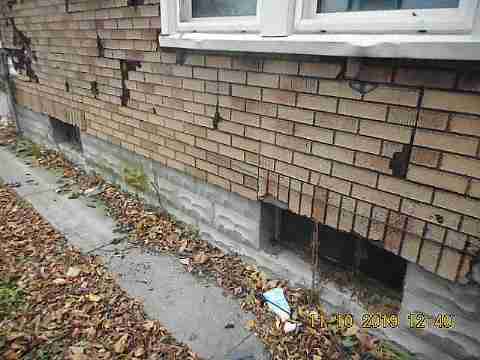 12713 Greenlawn (8)_m.jpg